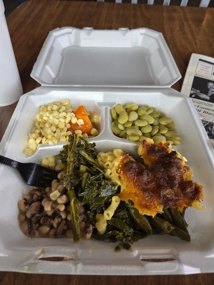 Country Style Veggies with Mac and Cheese